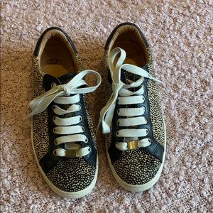 Ugg sneakers